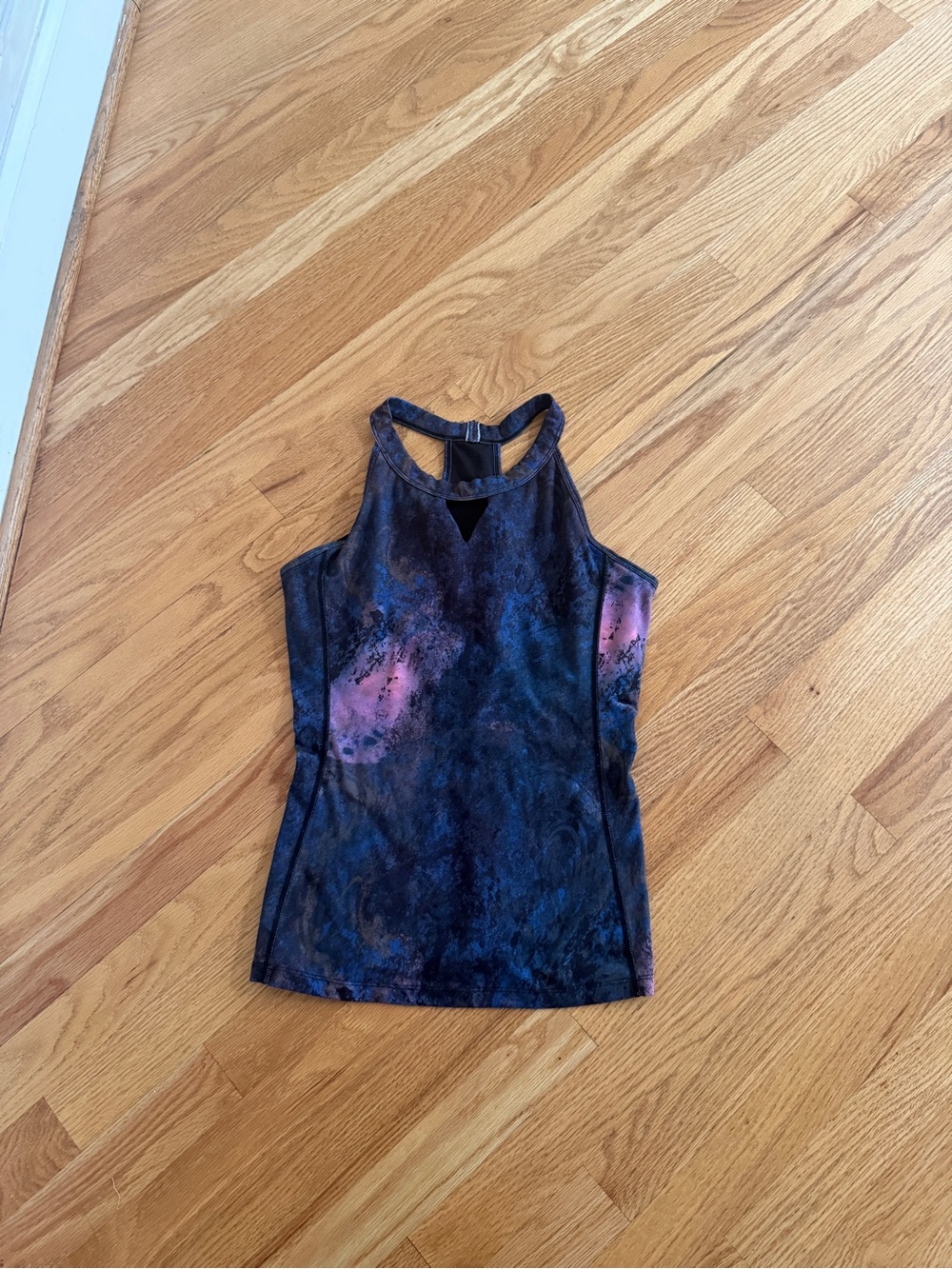 Honour activewear halter tank top gorgeous keyhole